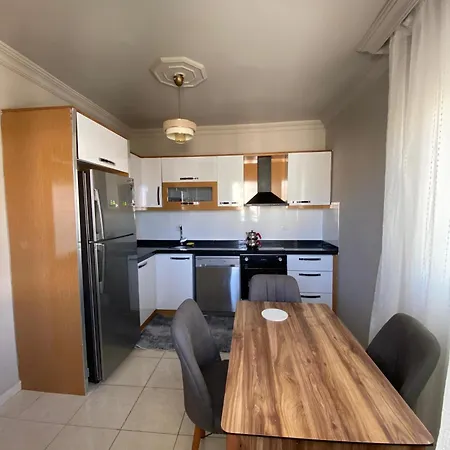 Konyaalti Apartament *